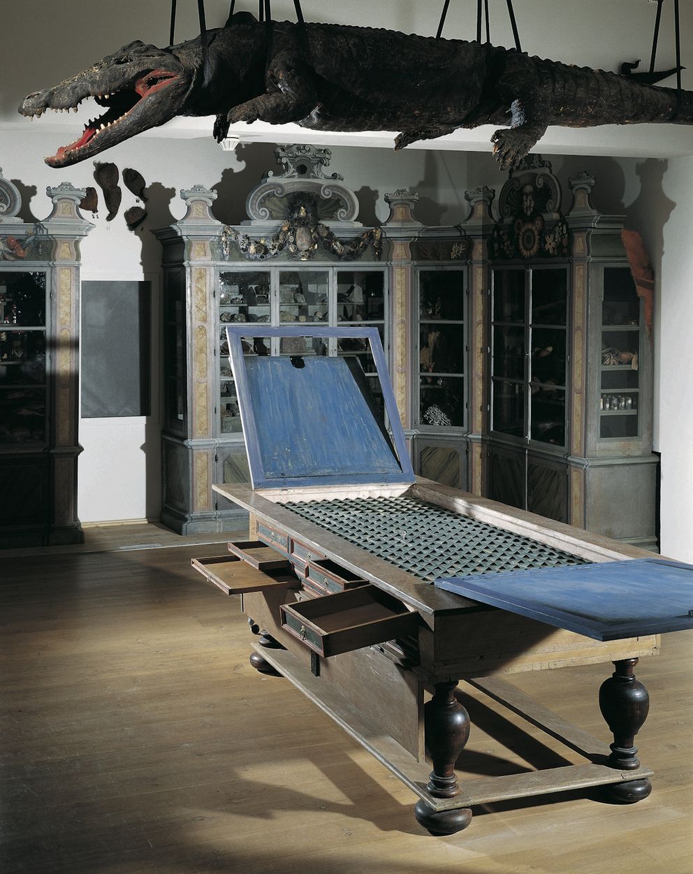 Apothekertisch in der Kunst- und Naturalienkammer